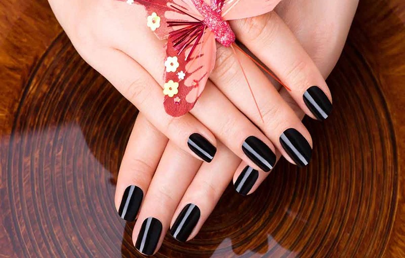 How To Give Yourself A Manicure At Home ?