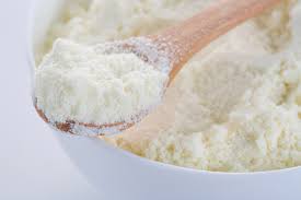 Pros and Cons of feeding powdered milk to kids